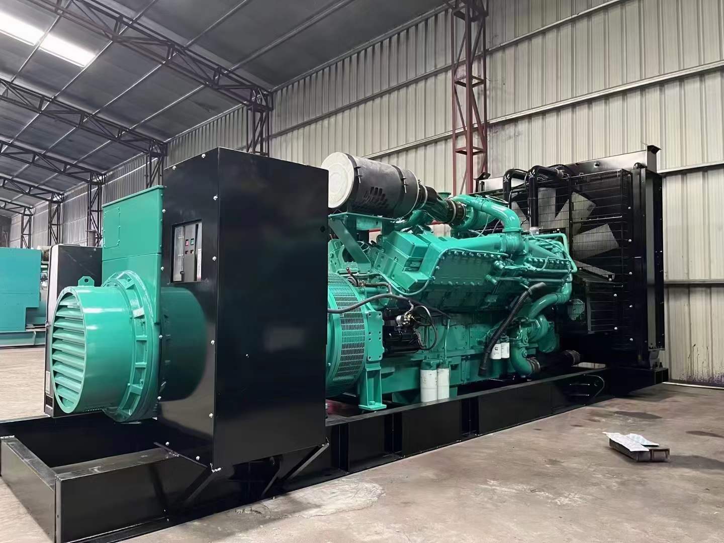 吉州如何降低 800kW 柴油发电机输出电流的波动？