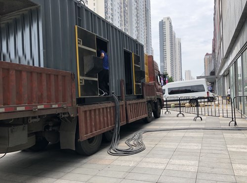 吉州柴油发电机空气滤清器在不同季节的更换周期是否有差异？